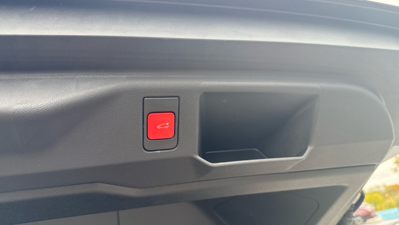 Peugeot 5008 1.2 Hybrid 136 GT 5dr e-DSC6 Petrol Estate